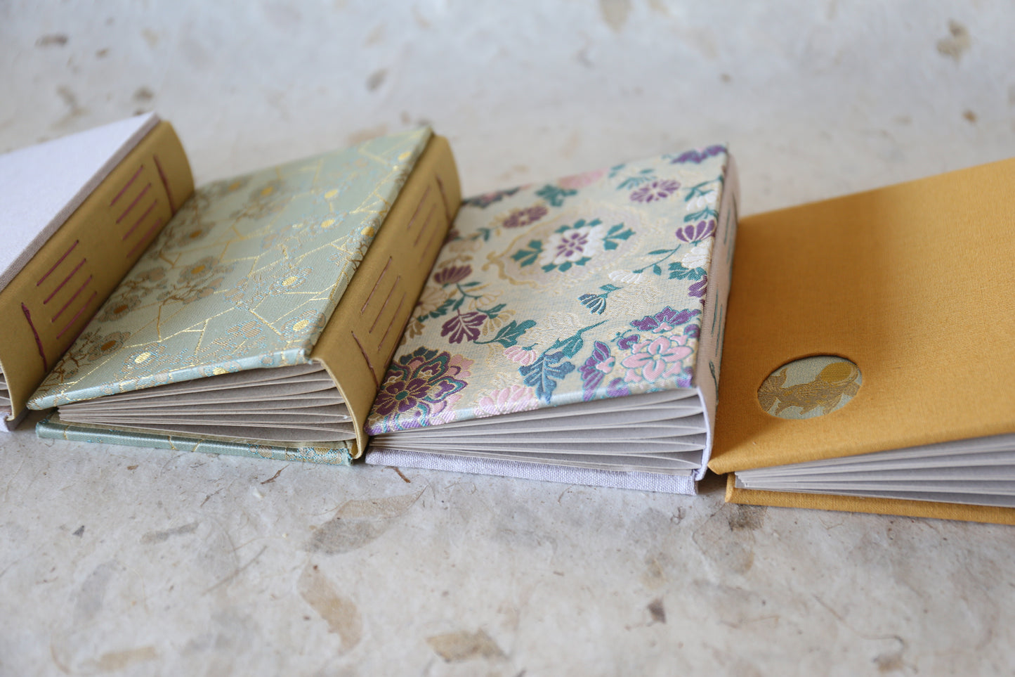 Song Brocade photo album (patterned brocade)