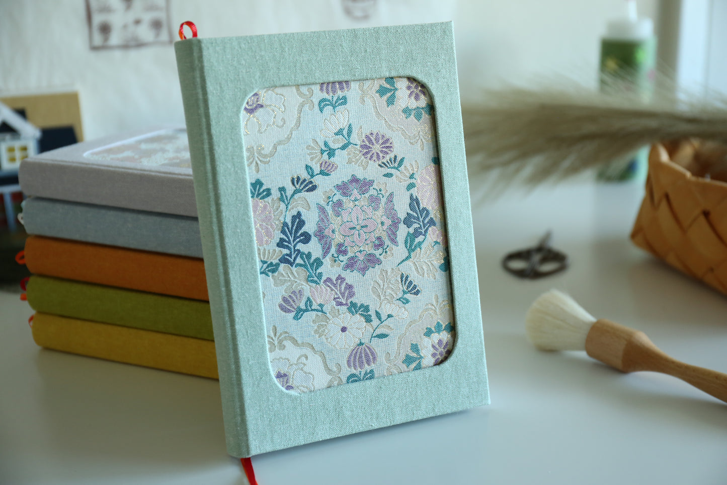 Rounded Spine Dot Grid Journal(Patterned Brocade)