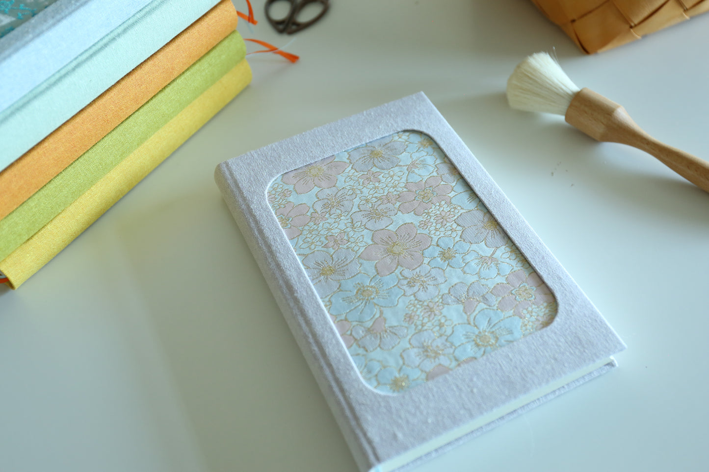 Rounded Spine Dot Grid Journal(Flower)