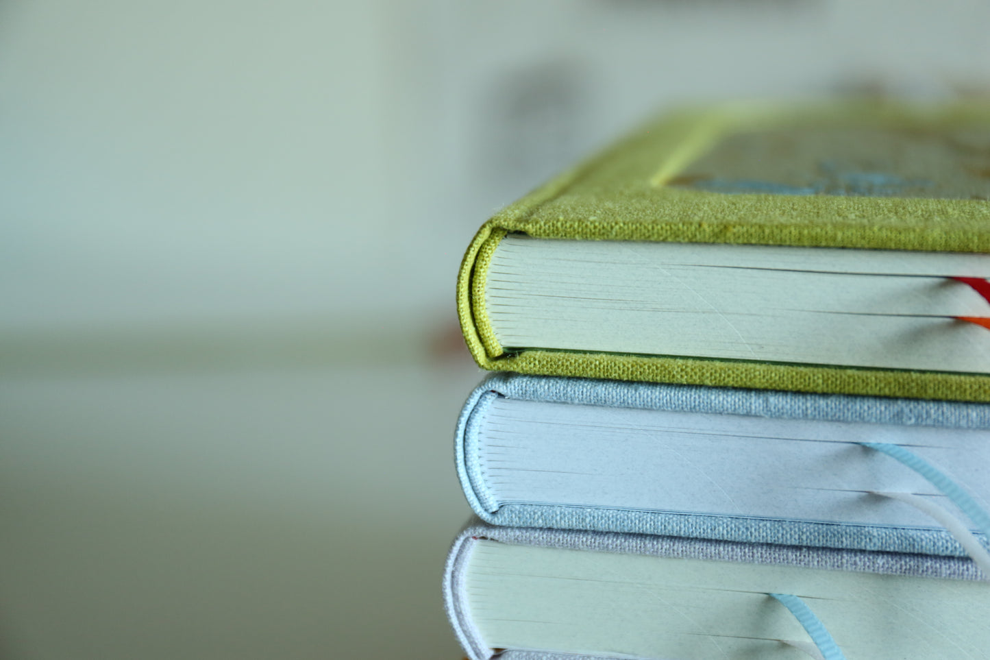 Rounded Spine Dot Grid Journal(Golden Fish)