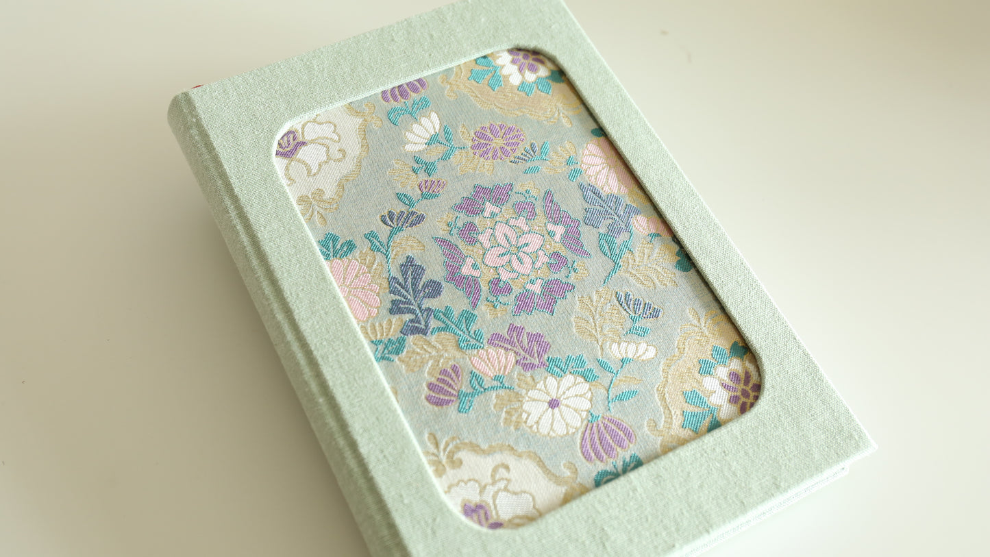 Rounded Spine Dot Grid Journal(Patterned Brocade)