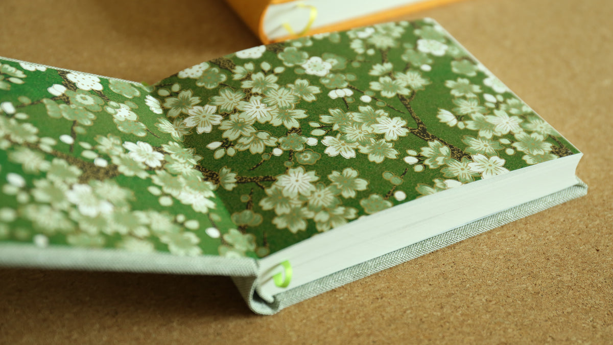 Handmade A6 Rounded-Spine Sketchbook (Green)