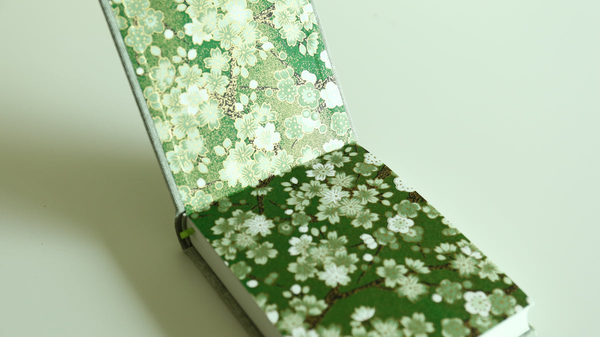 Handmade A6 Rounded-Spine Sketchbook (Green)