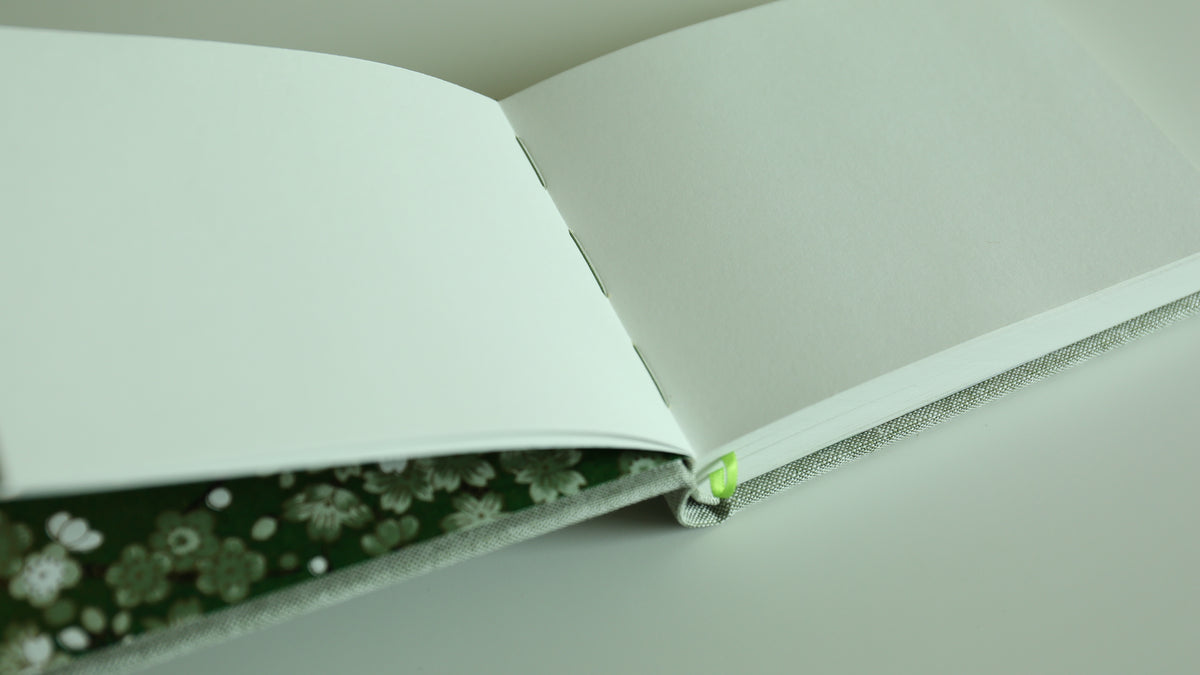 Handmade A6 Rounded-Spine Sketchbook (Green)