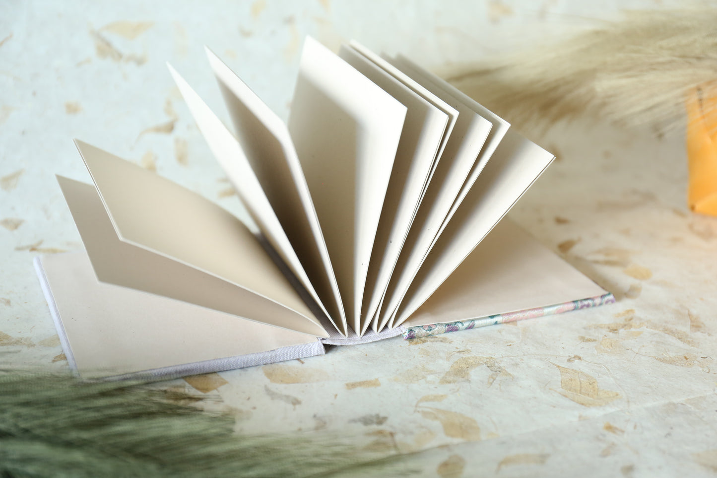 Song Brocade photo album (patterned brocade)