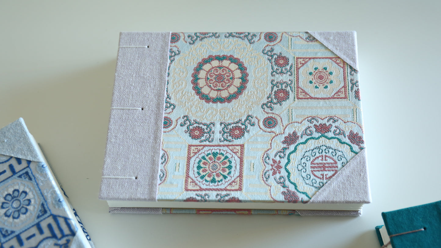 4"x 6" Stitched Watercolor Book (Pink)