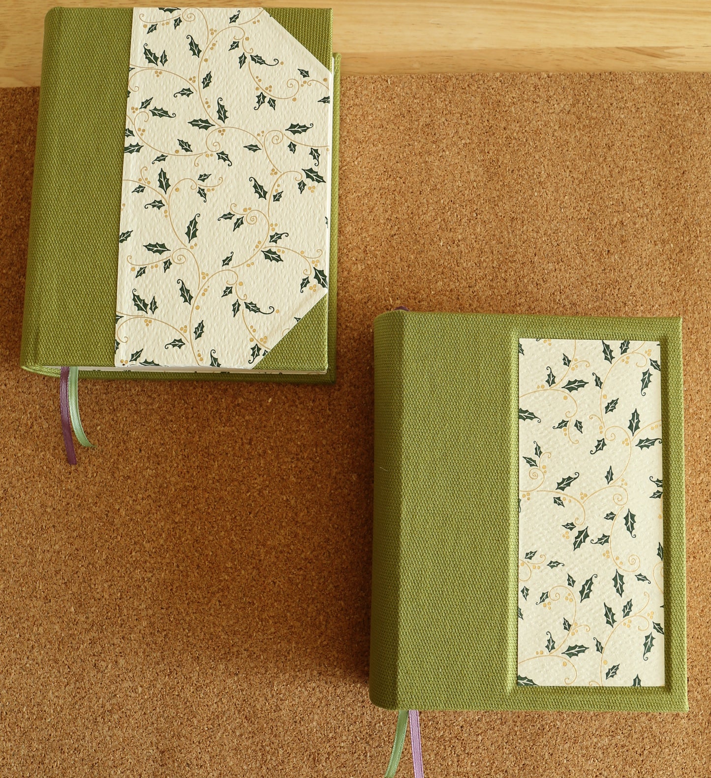 Green Series Round-Spine Journal (window)