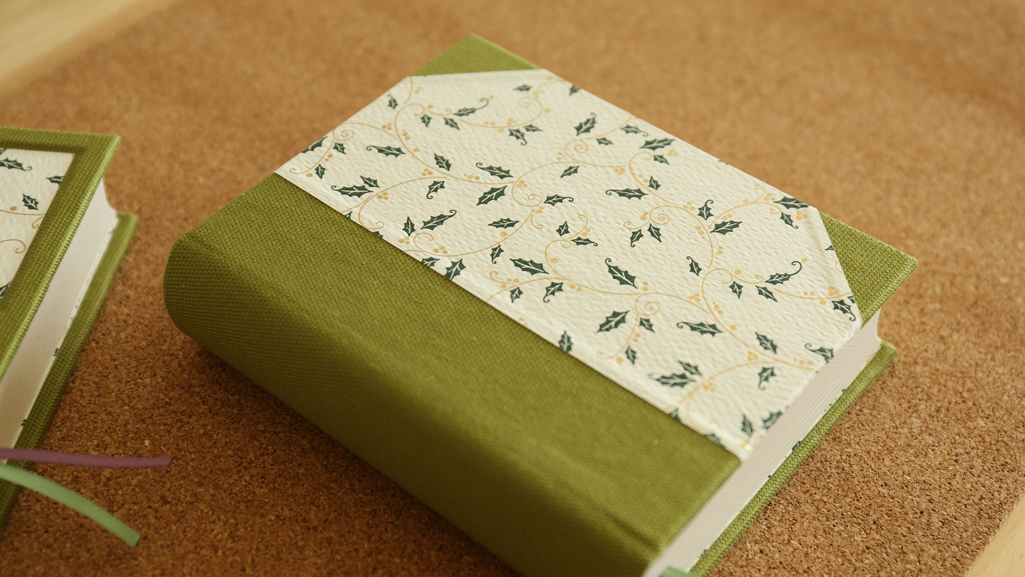 Green Series Round-Spine Journal (corner)