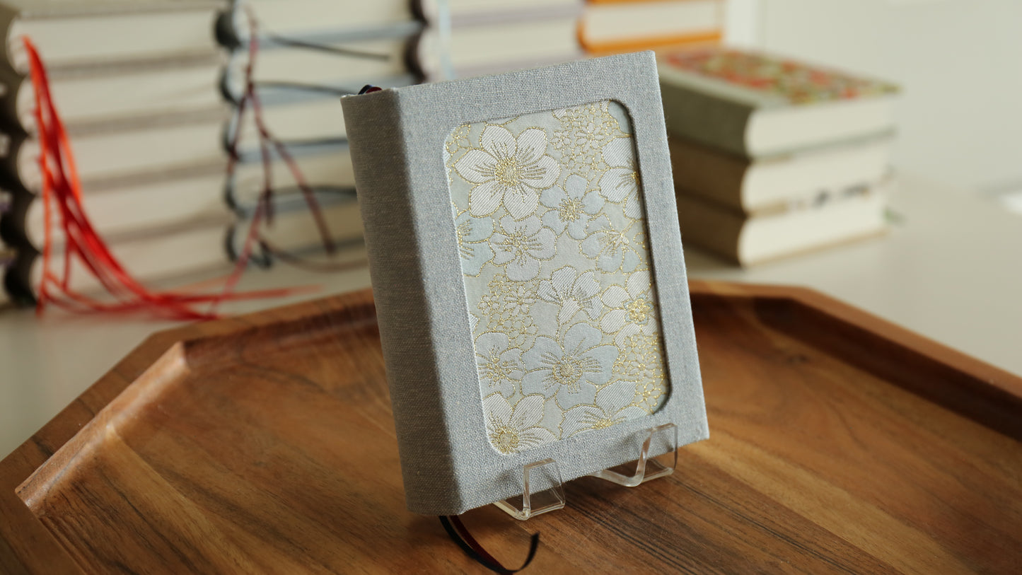 Rounded Spine A6 Journal (Blue Flower)