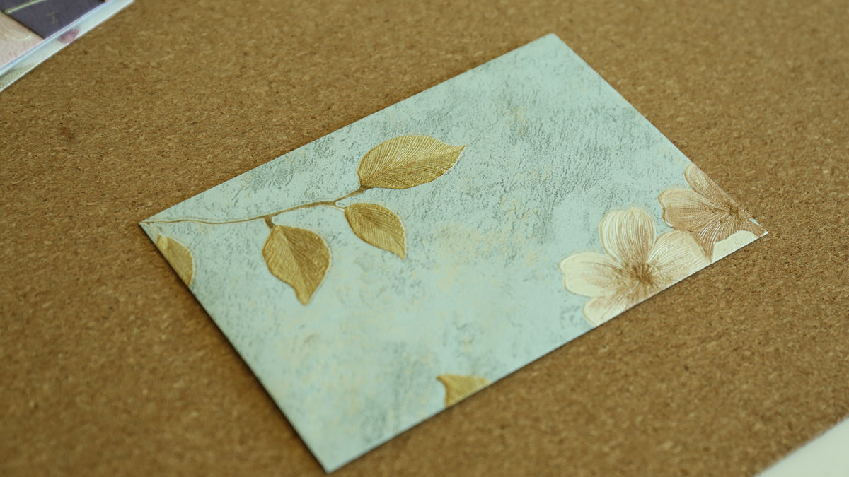 Floral Embossed Envelope 🌸 📮