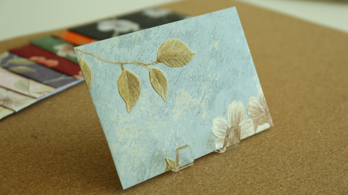 Floral Embossed Envelope 🌸 📮