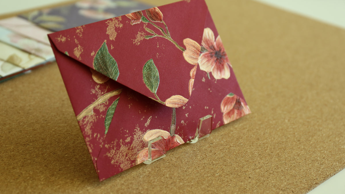 Floral Embossed Envelope 🌸 📮