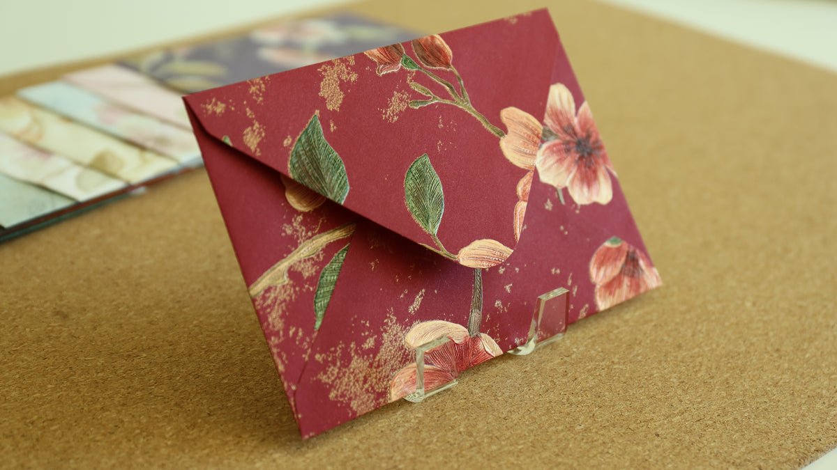 Floral Embossed Envelope 🌸 📮