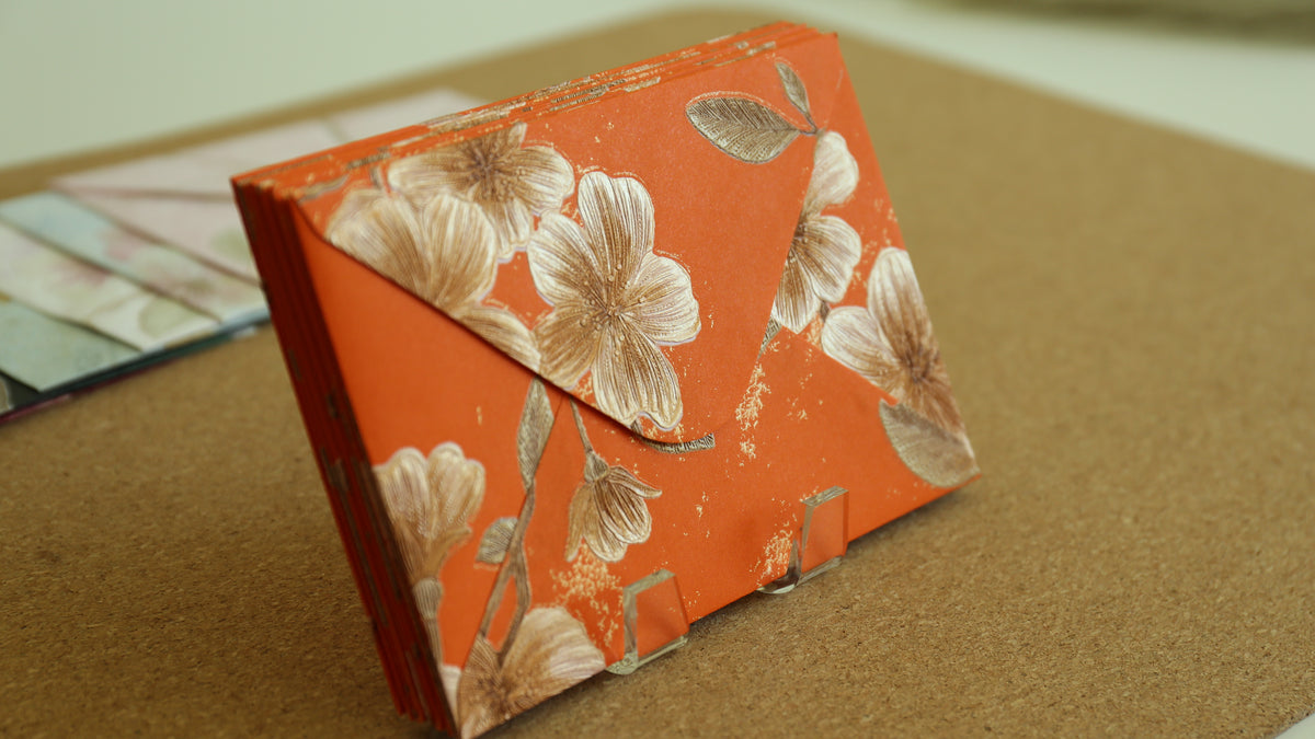 Floral Embossed Envelope 🌸 📮