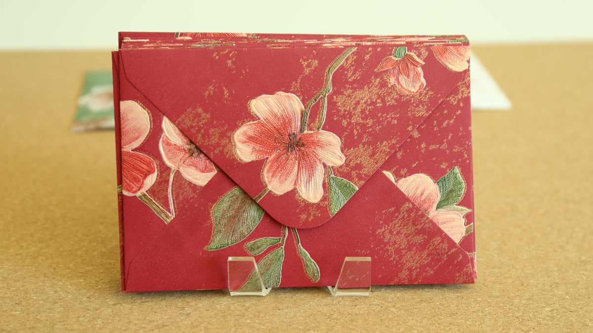 Floral Embossed Envelope 🌸 📮