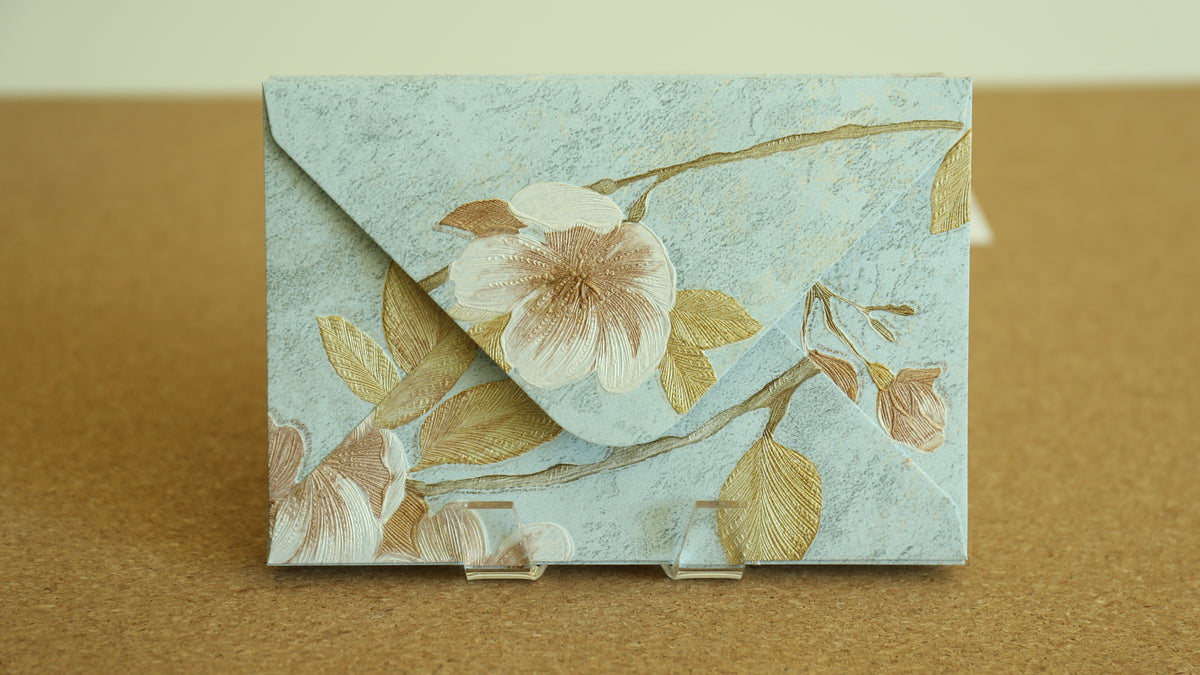 Floral Embossed Envelope 🌸 📮