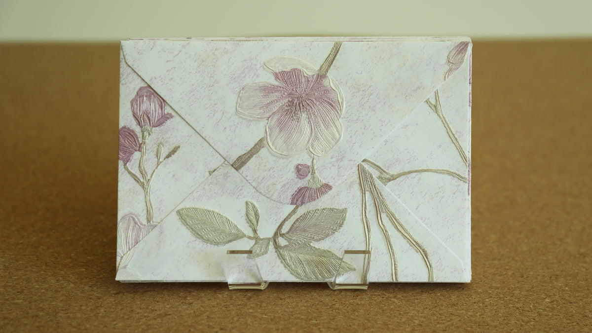 Floral Embossed Envelope 🌸 📮