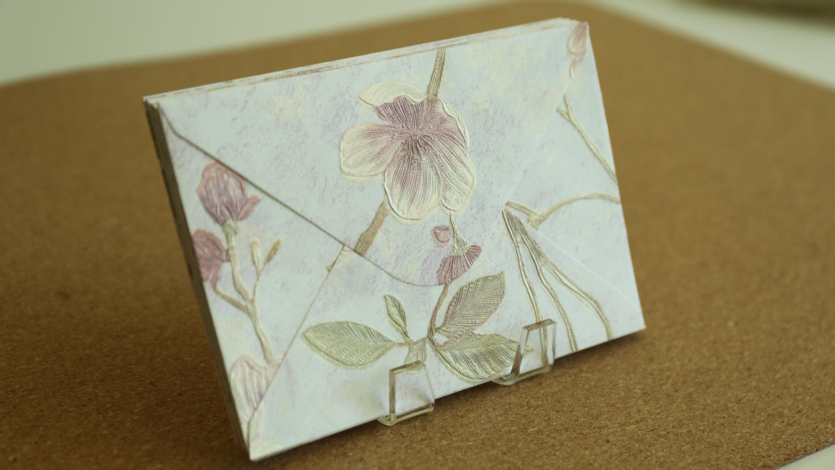 Floral Embossed Envelope 🌸 📮